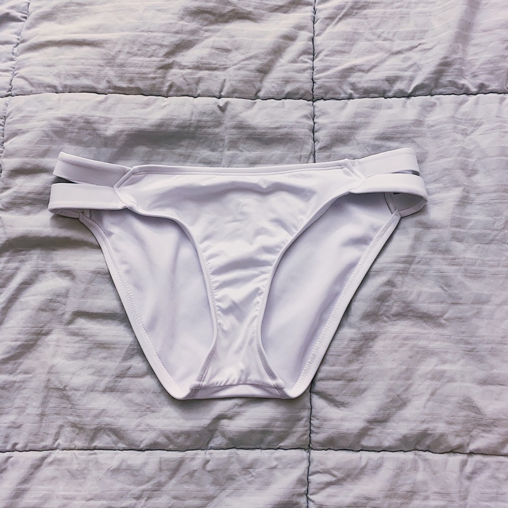 NWOT White Bikini Bottoms